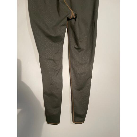 Athleta Chataranga Tight in Green Snake Print - Picture 8 of 11